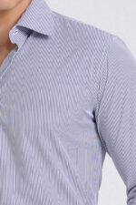 ⁦Striped Buttoned Shirt - Blue & White⁩ - الصورة ⁦4⁩